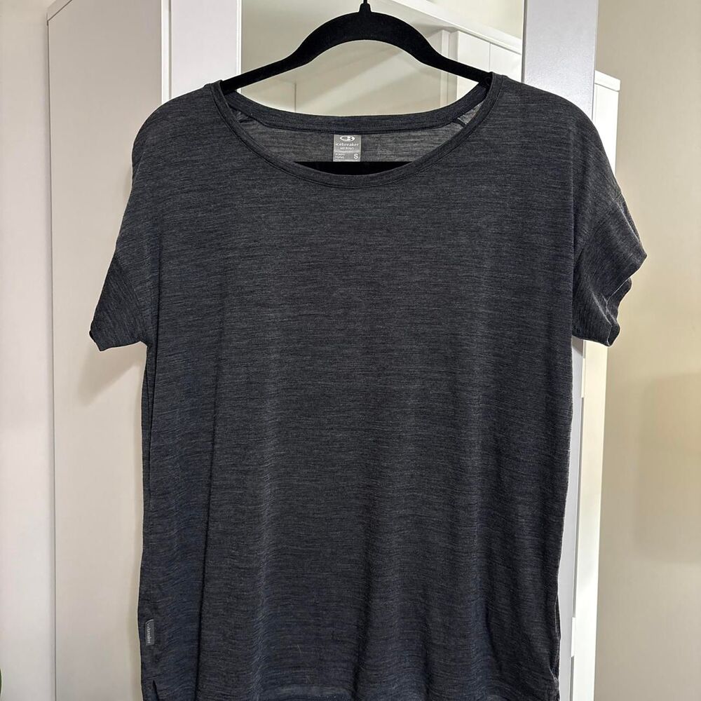 Icebreaker Merino Wool Blend Heather Grey Top size Small